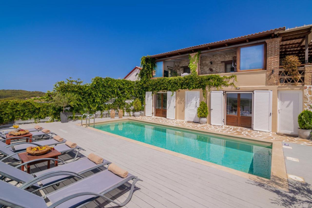 Villa Tramonto With Private Heated Pool, By Zantewize Volimes ภายนอก รูปภาพ