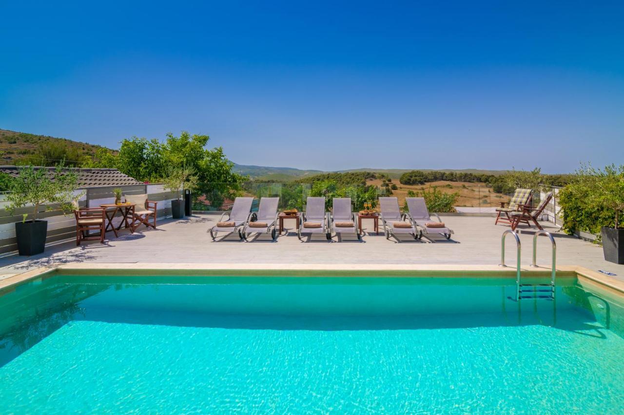 Villa Tramonto With Private Heated Pool, By Zantewize Volimes ภายนอก รูปภาพ