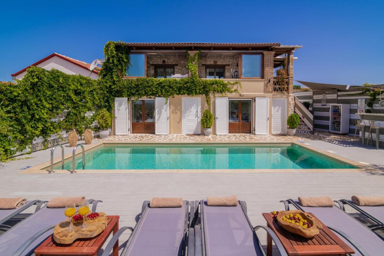Villa Tramonto With Private Heated Pool, By Zantewize Volimes ภายนอก รูปภาพ