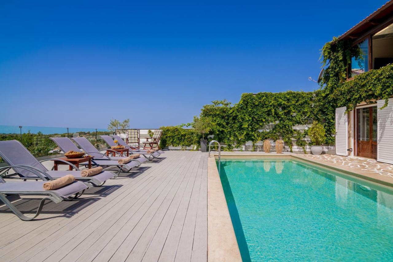 Villa Tramonto With Private Heated Pool, By Zantewize Volimes ภายนอก รูปภาพ