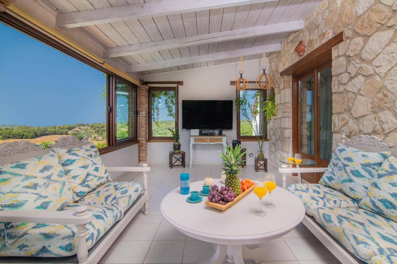 Villa Tramonto With Private Heated Pool, By Zantewize Volimes ภายนอก รูปภาพ