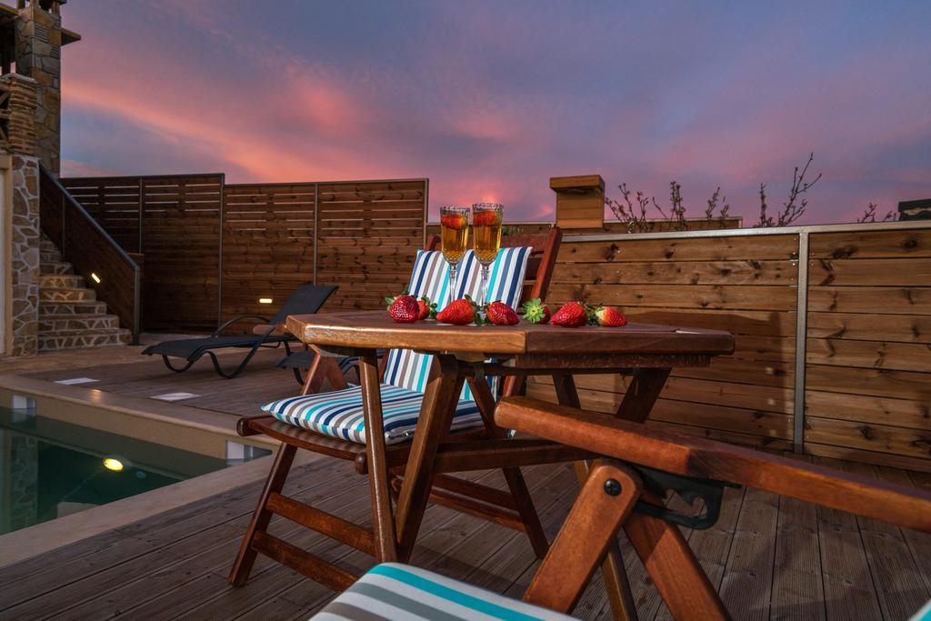 Villa Tramonto With Private Heated Pool, By Zantewize Volimes ภายนอก รูปภาพ