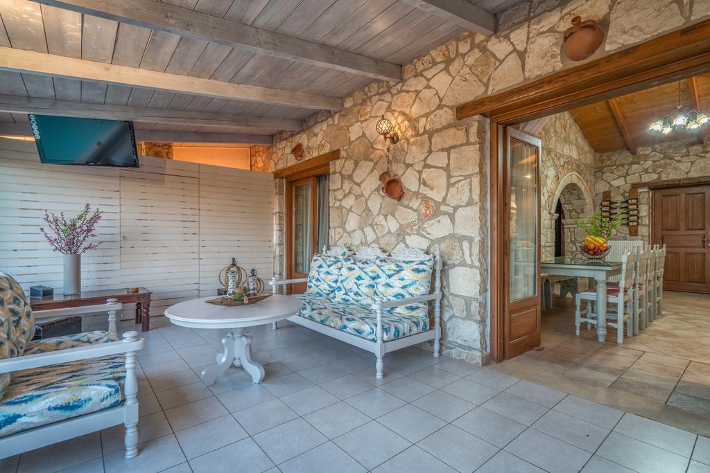Villa Tramonto With Private Heated Pool, By Zantewize Volimes ภายนอก รูปภาพ